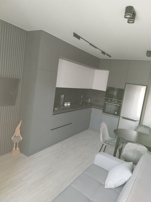 Продається 1 кімнатна квартира .Центр.