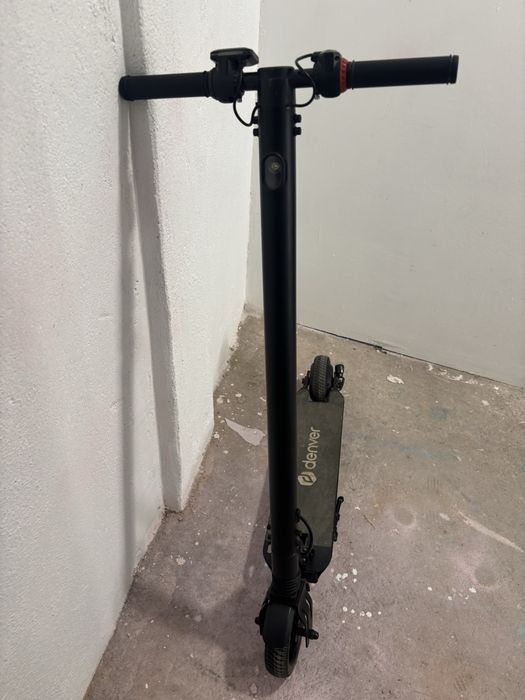 Trotinete eletrica com bateria gasta