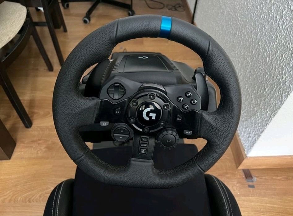 LOGITECH G923 volante e pedais simracing playseat gaming PlayStation