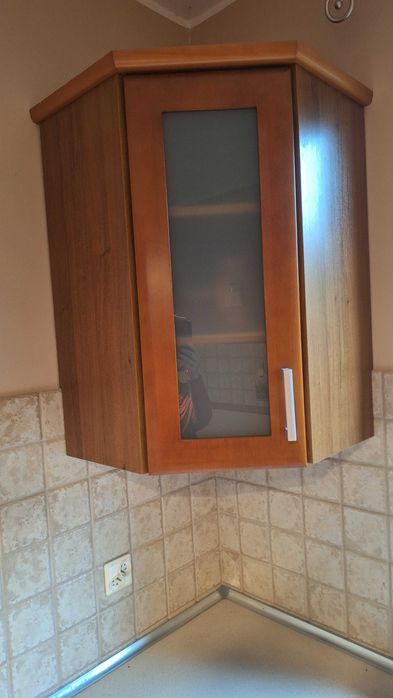Brązowe meble kuchenne