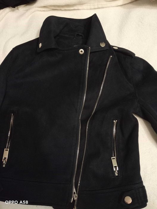 Продам  куртку на весну