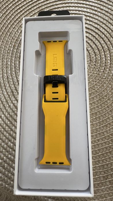 Pasek UAG do Apple Watch.