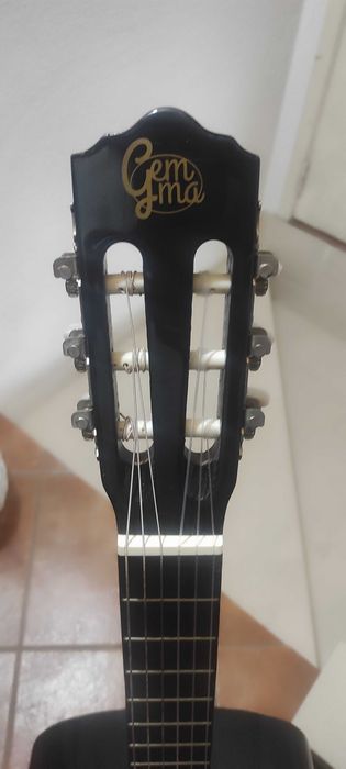 Guitarra clássica como nova