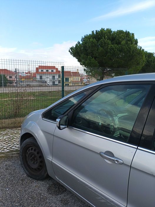 Broken-down Van64871997885827122