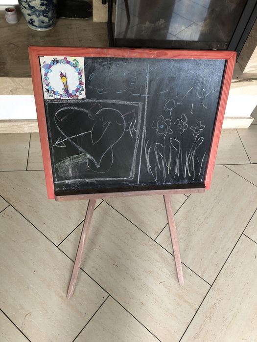 Tablica 60x50 cm na trójnogu, dla dzieci