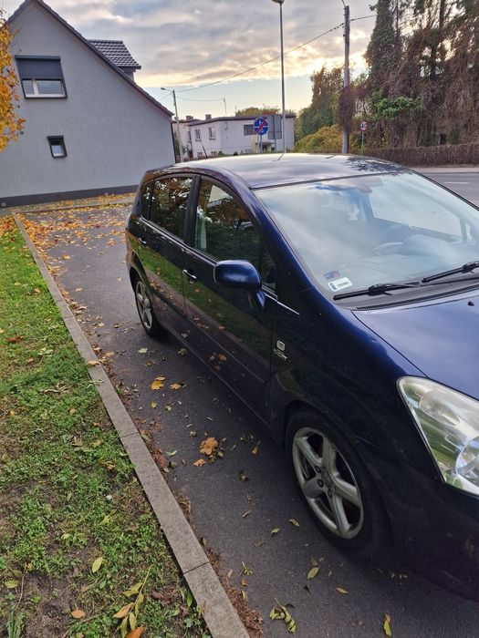 Toyota Corolla Verso 2.2 D-4D X