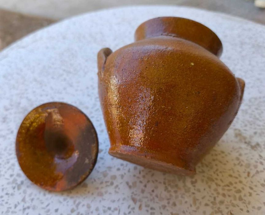 Antigo Pote de Barro Vidrado