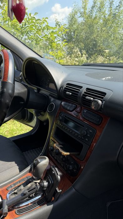 Mercedes-Benz C-class 2002