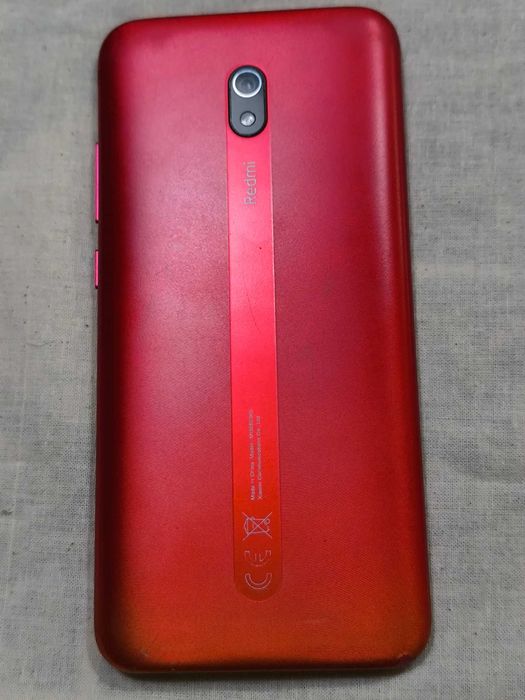 Xiaomi Redmi 8A 32GB - Vermelho e Azul - Desbloqueados - Dual-SIM