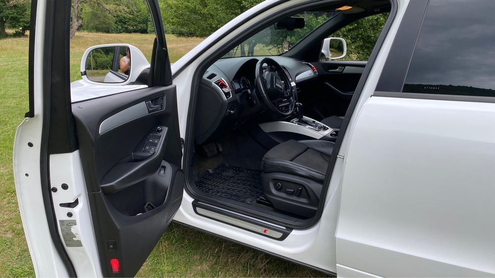 Продається Audi Q5