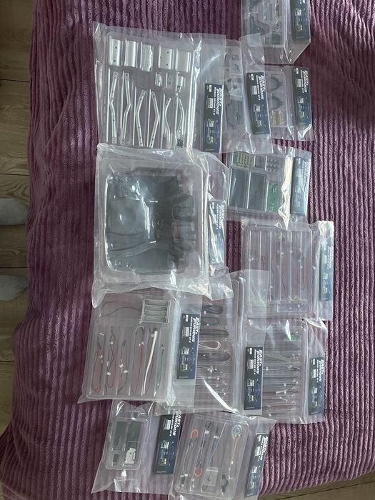 Model Nissan skyline gt-r skala 1:8 numery 33-50 DeAgostini