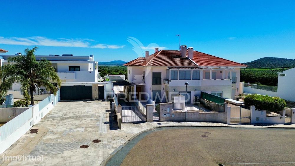 Moradia T4 - Urbanização Das Caldelas- Elvas