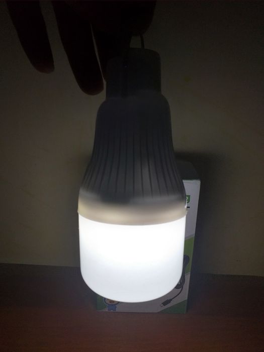 Лампочка 10w нова