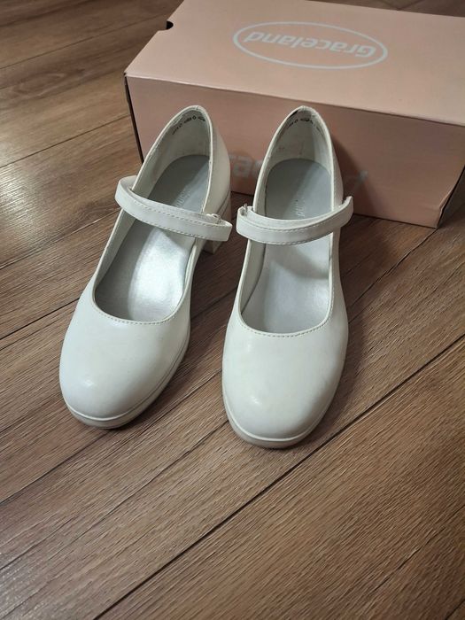 Buty komunia rozmiar 33