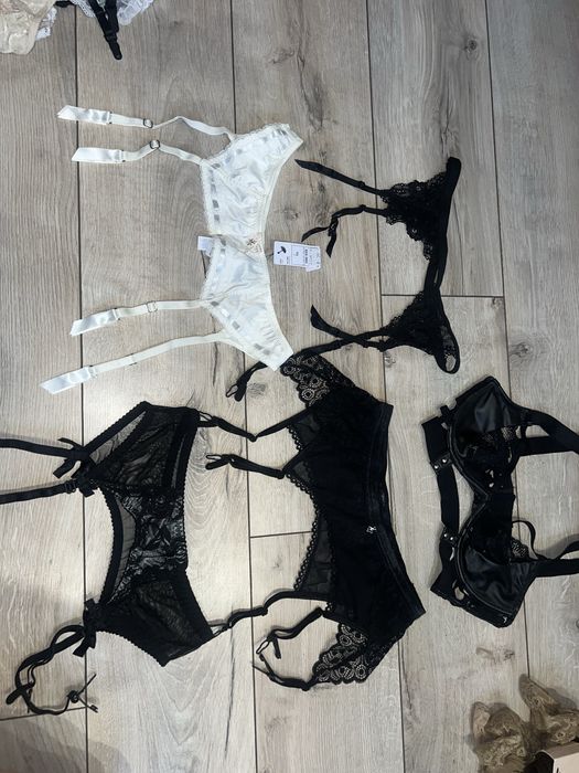 Бюст тезеніс tezenis ,пояс під чулки
