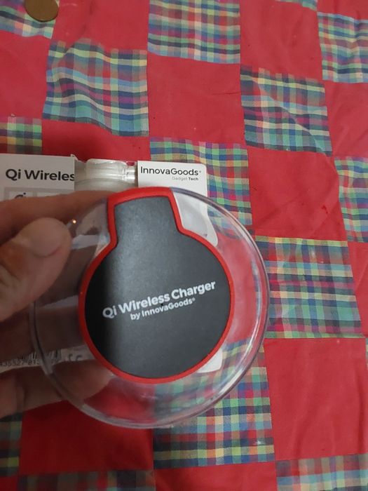 Carregador de telemóvel por indução semi novo