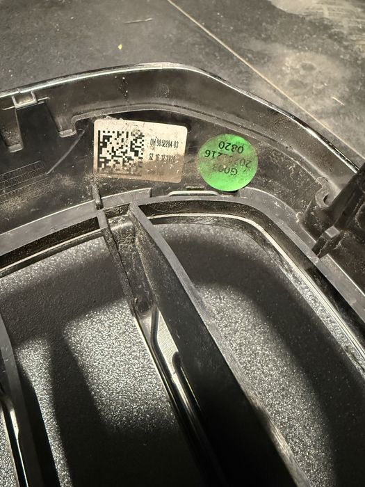 Grill, nerki do  BMW G30