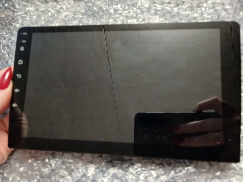 Штатна автомагнітола (карплей андроїд)