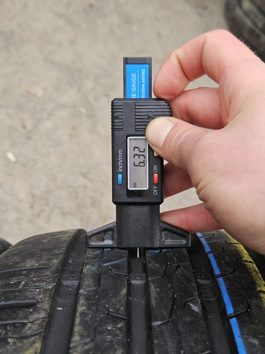 Шины БУ 225 45 R 18 Continental eco contact 6 комплект лето