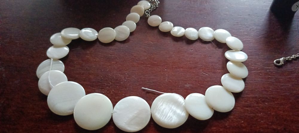 Naszyjnik z masy perłowej