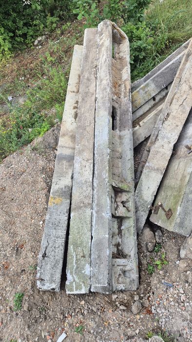 Słupy betonowe zbrojone 7m, 8m.