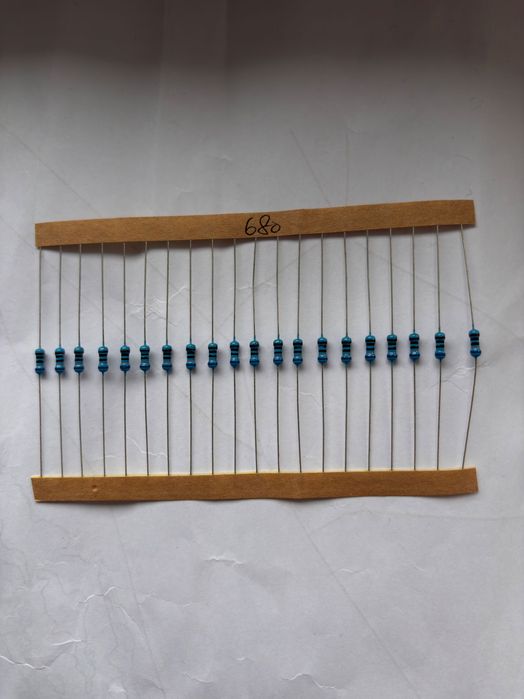 Набір резисторів 600 штук в боксі