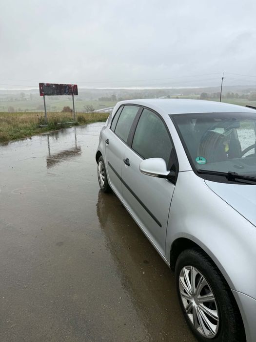 Golf 5 , 1.4 benzyna