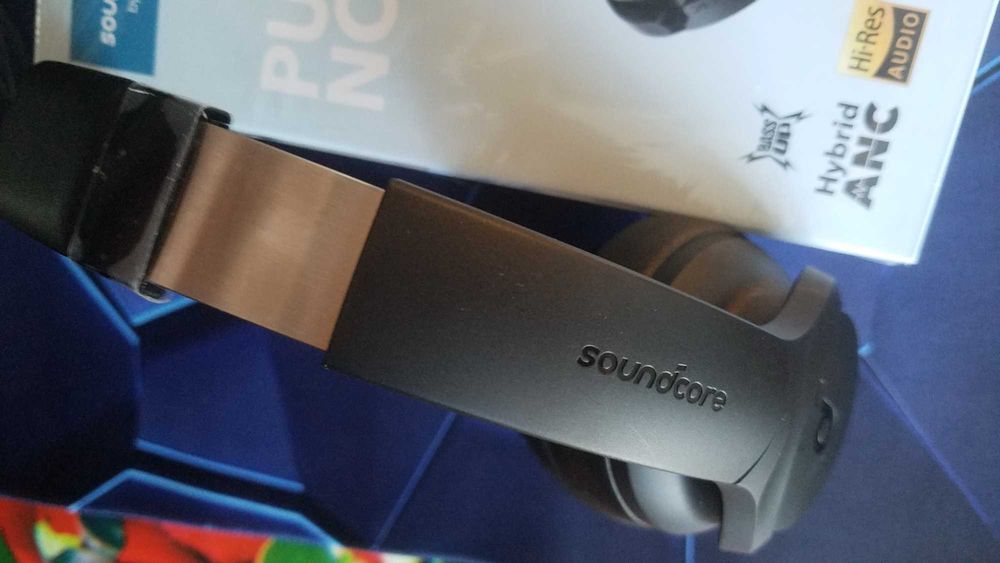 Anker SoundCore Q20i Black – мощный звук без проводов!