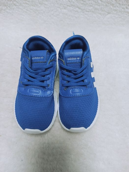 Оригінал ADIDAS 23 розмір, устілка 14.5 см, кросівки для хлопчика