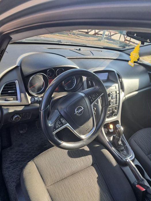 Opel Astra J 1.7 CDTI Combi kombi
