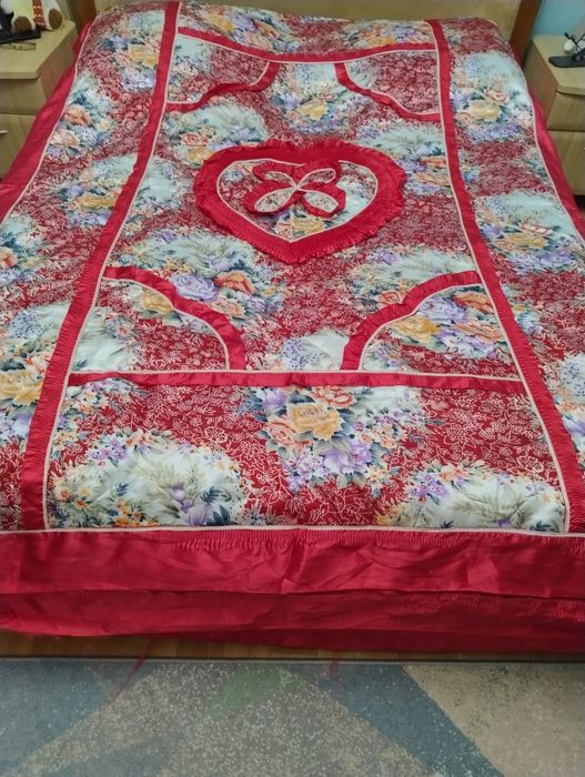 Покрывало на кровать в спальню