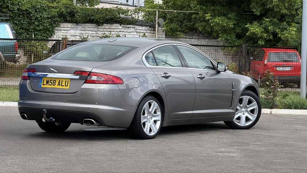 Jaguar  XF 2010, 2.7 твин турбо . Дизель