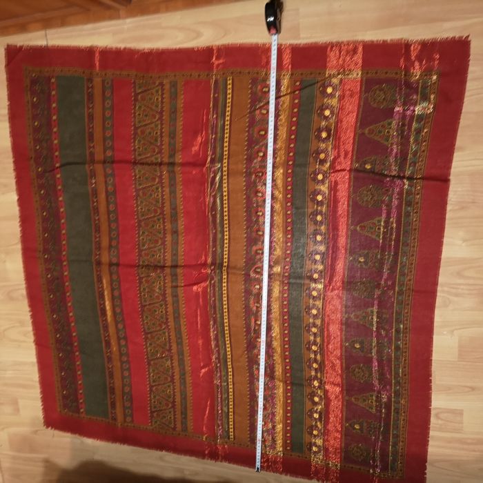 Chusta orientalna 116cm x 116 cm