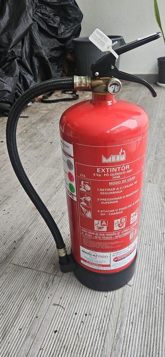 Extintor Pró-Quimico ABC de 6 kg