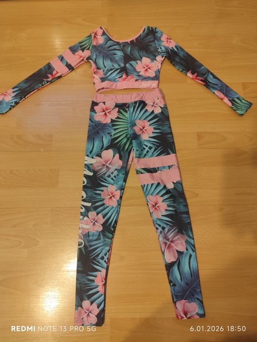 Top i leginsy Aloha dla dziewczynk r. 134i