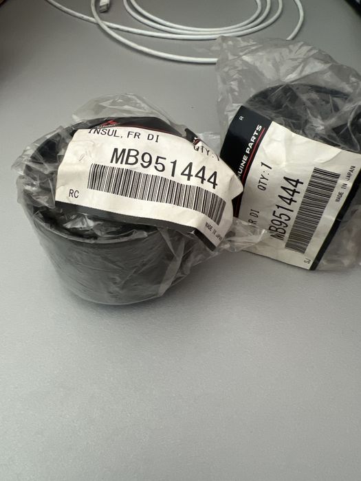 Продам сайлентблок кріплення редуктора