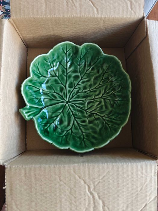 Peça Original Bordalo Pinheiro couve saladeira