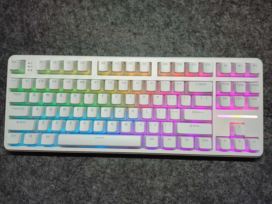 Attack Shark X87 + KTT Kang White V3 (lubricados manualmente)