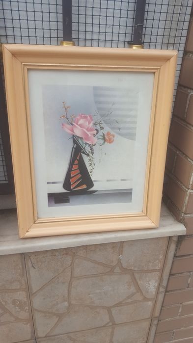 4 quadros  com bonita moldura  em madeira  para  decoração