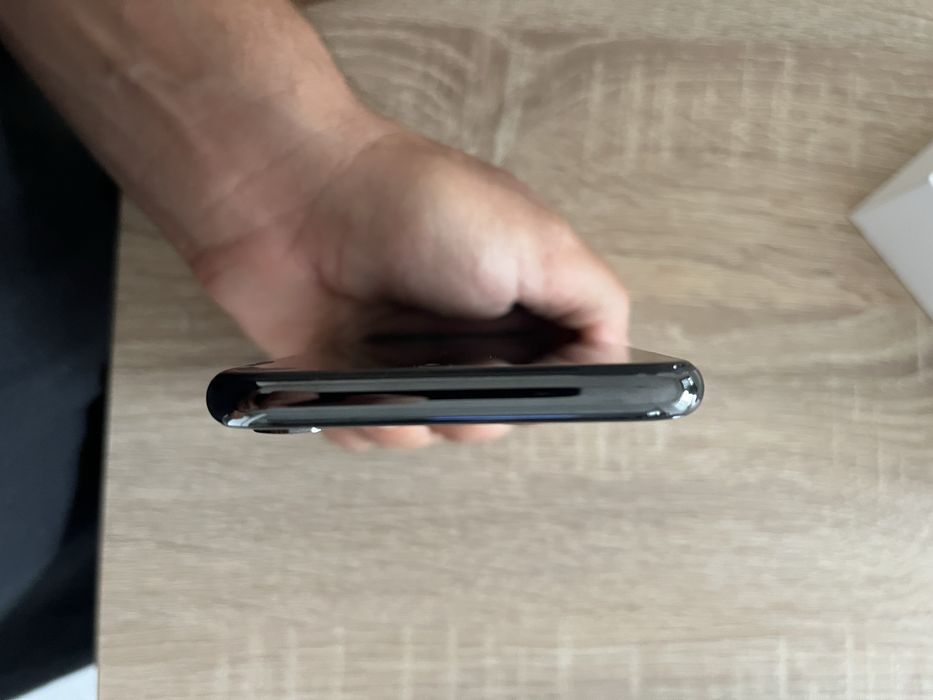 Iphone  X  - 64 G