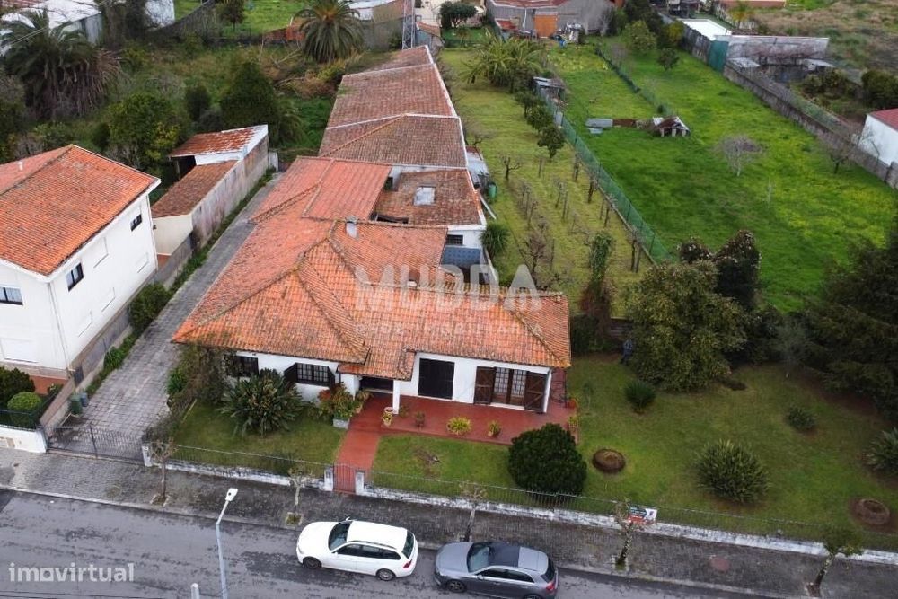 Quinta De Estilo Tradicional Á Venda Em Santa Maria De Lamas