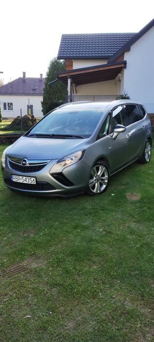 Opel Zafira 1.4 turbo Eco flex 7 osób