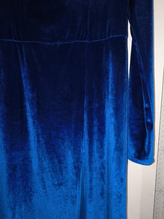 Оксамитова сукня максі