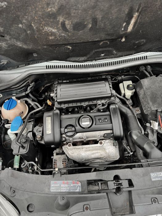 SEAT LEON 1.4i SPORT - COMO NOVO