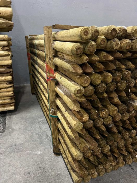 Postes Torneados – PINHO TRATADO CL3