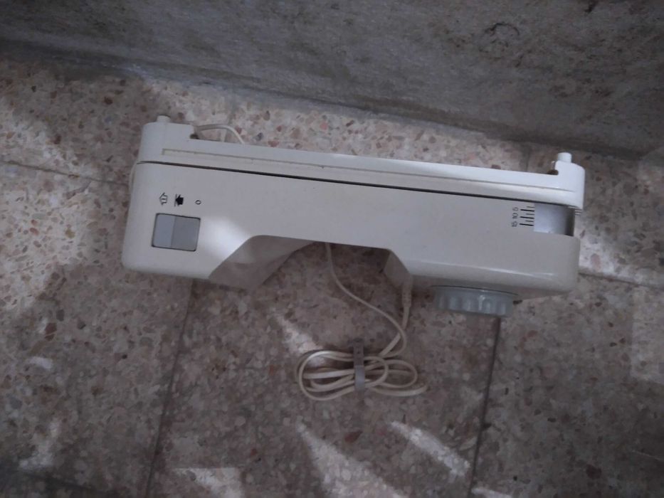 Maquina de corte Fiambre/ Queijo/ Carne  Nova Motor Electrico