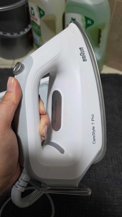 Прасувальна система Braun CareStyle 7 Pro
