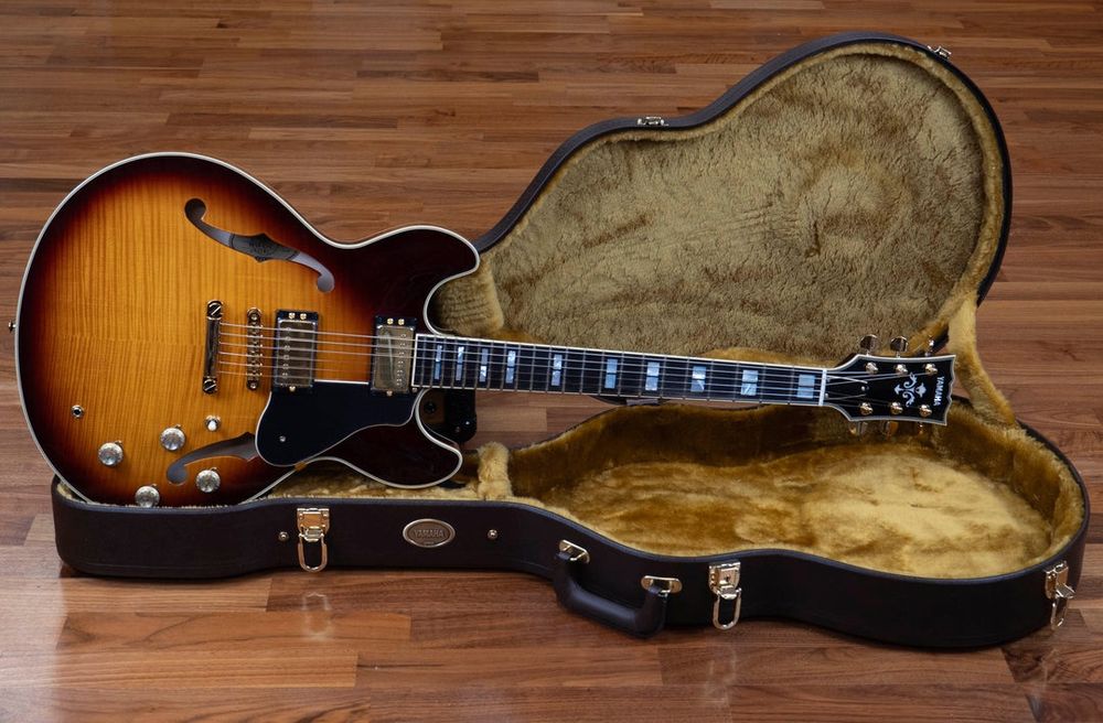Yamaha SA2200  com hardcase