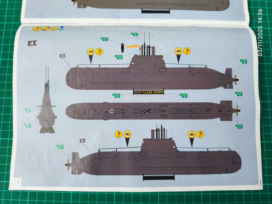 Kit Modelismo 1/144 - Revell Submarine Class 214 (Classe NRP Tridente)