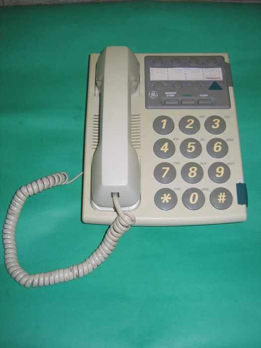 Telefon stacjonarny GE - bardzo duże przyciski - średnica 2,5cm